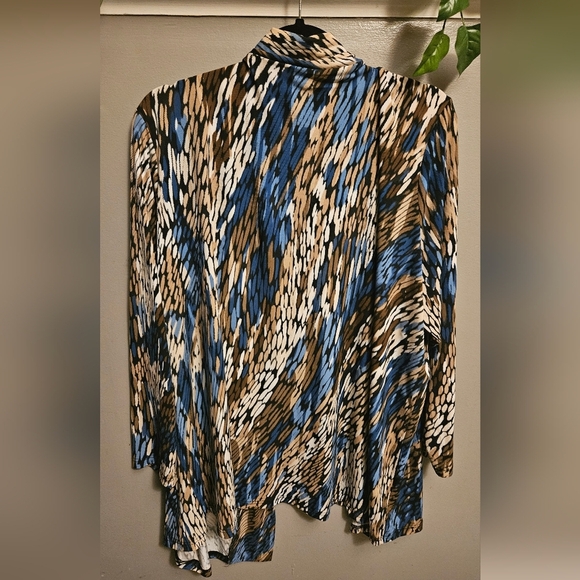 Lightweight Long Sleeve Graphic Print Cardigan Plus Size Women (size 20/22) - Picture 2 of 4